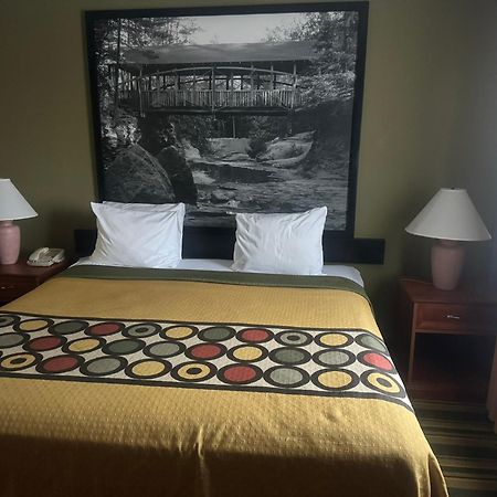 Super 8 By Wyndham Sparta Luaran gambar