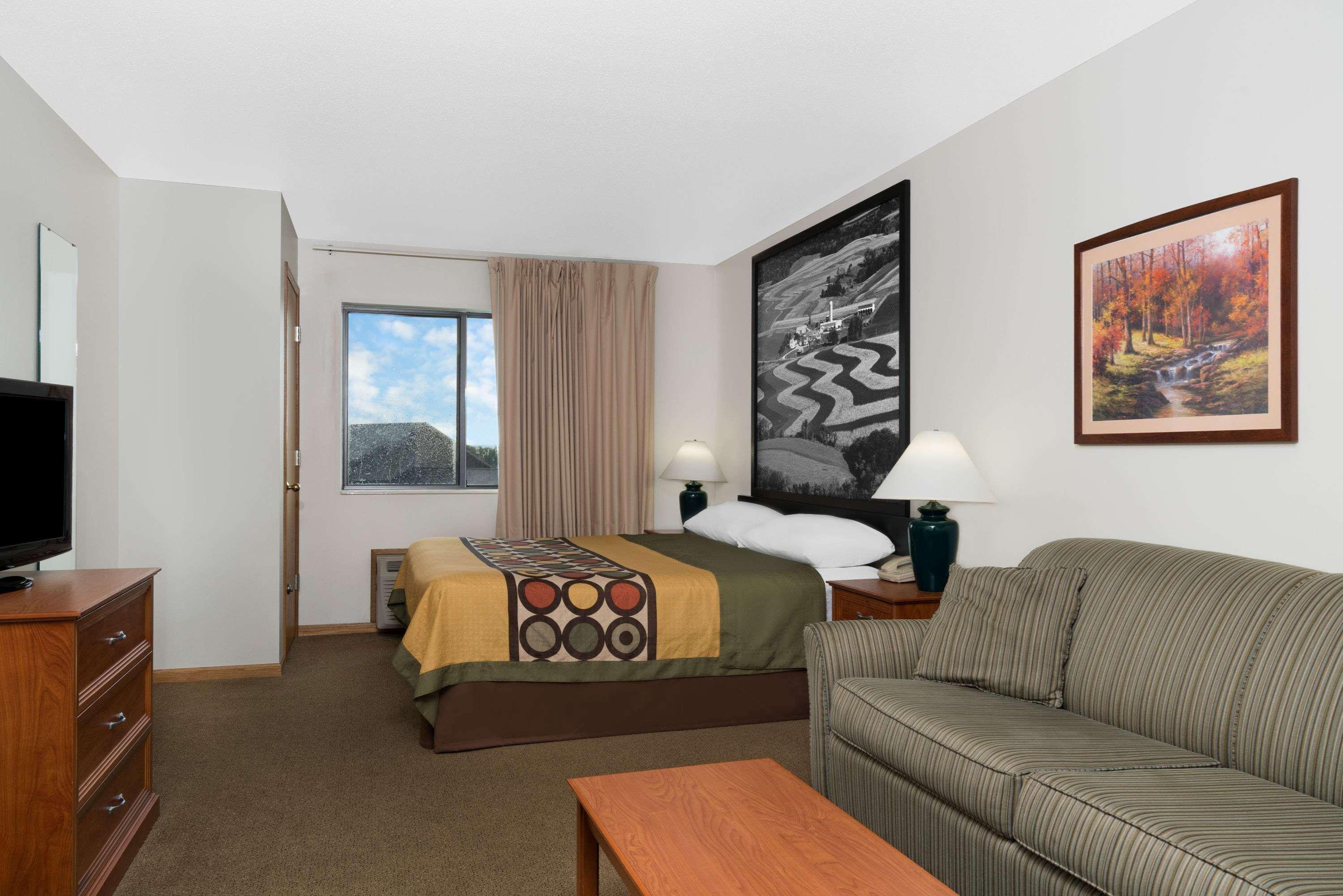 Super 8 By Wyndham Sparta Luaran gambar