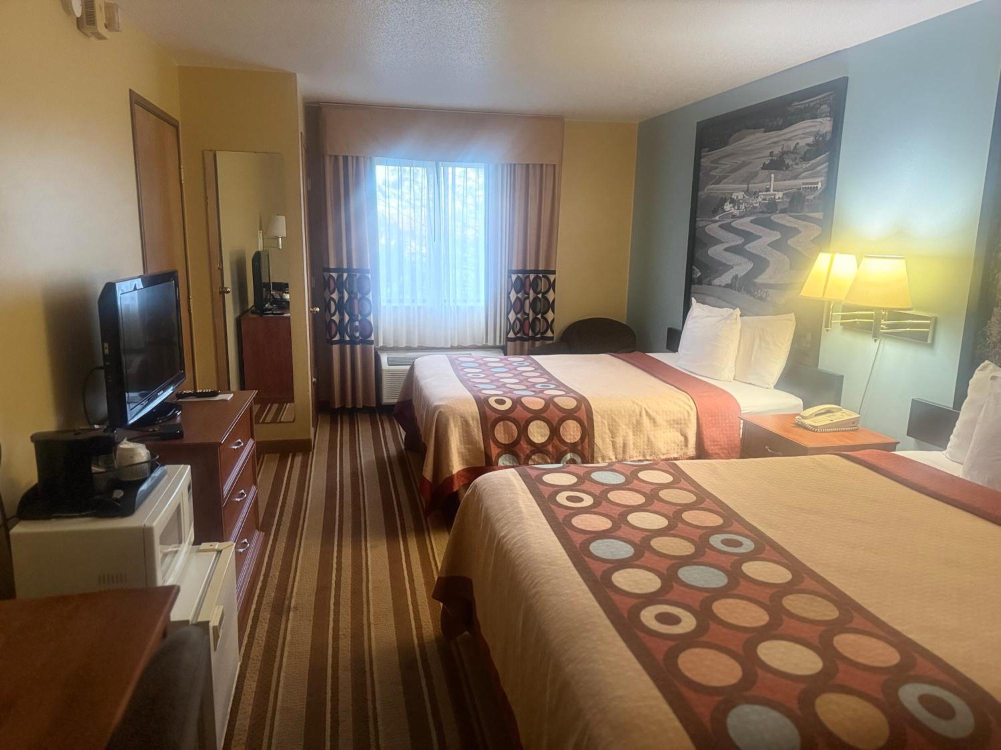 Super 8 By Wyndham Sparta Luaran gambar